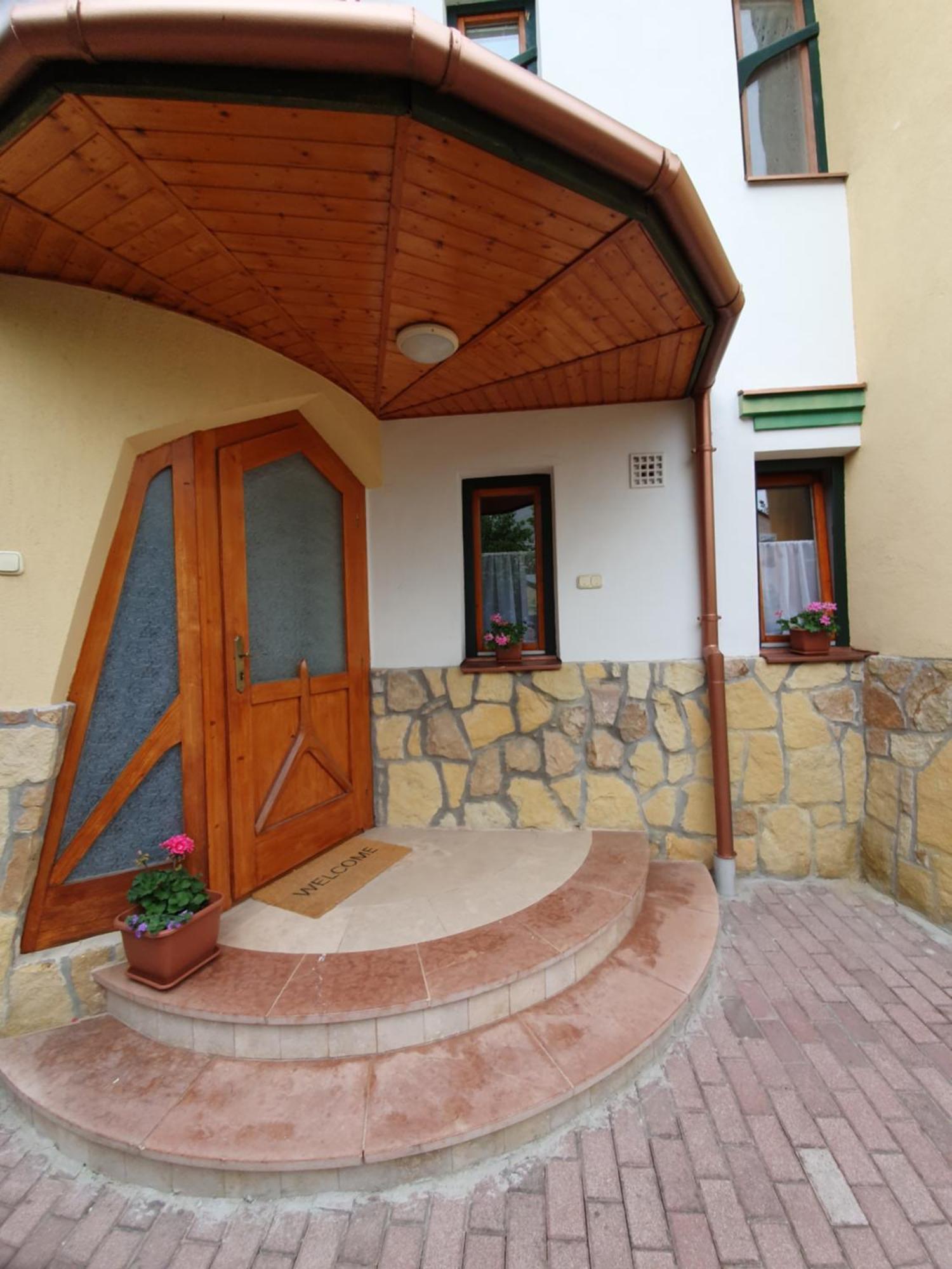 Pannonia Apartman 艾斯特根 客房 照片